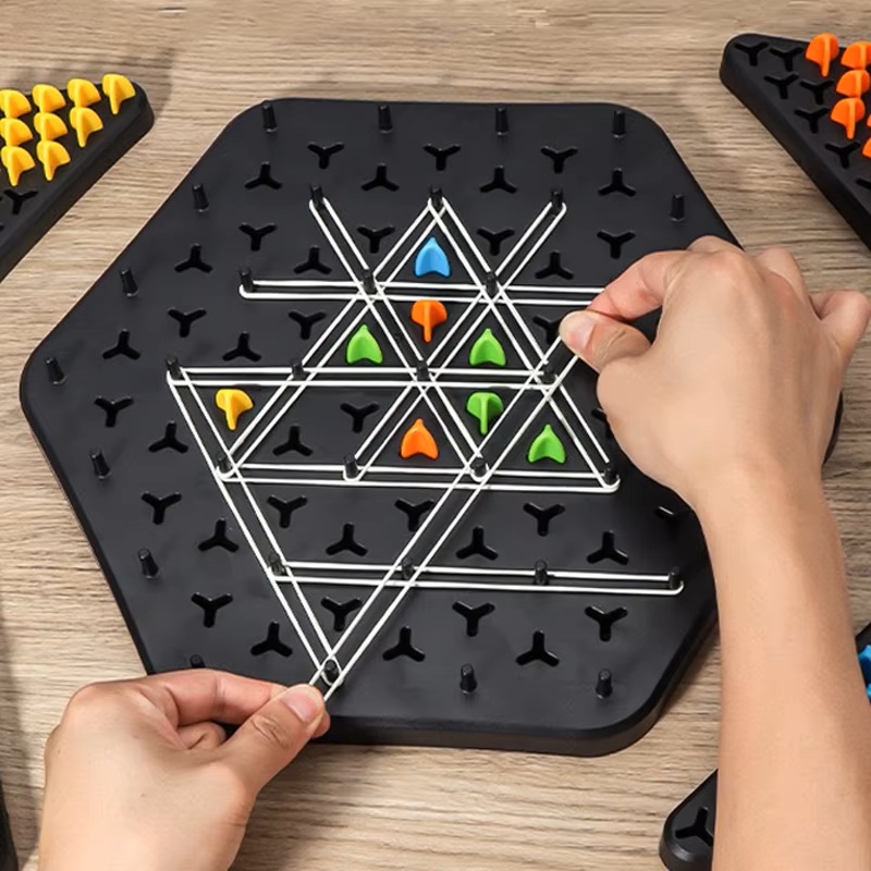 Интерактивная игра с триггером – обзор и цена Board Game Sequence