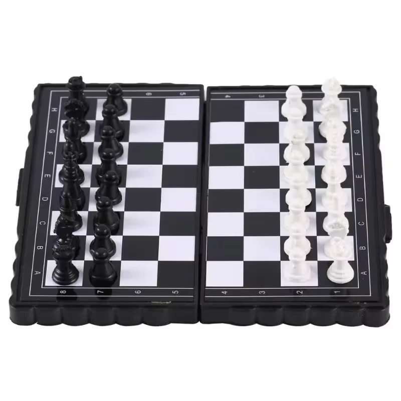 Миниатюрный магнитный шахматны – обзор и цена Board Game Quacks